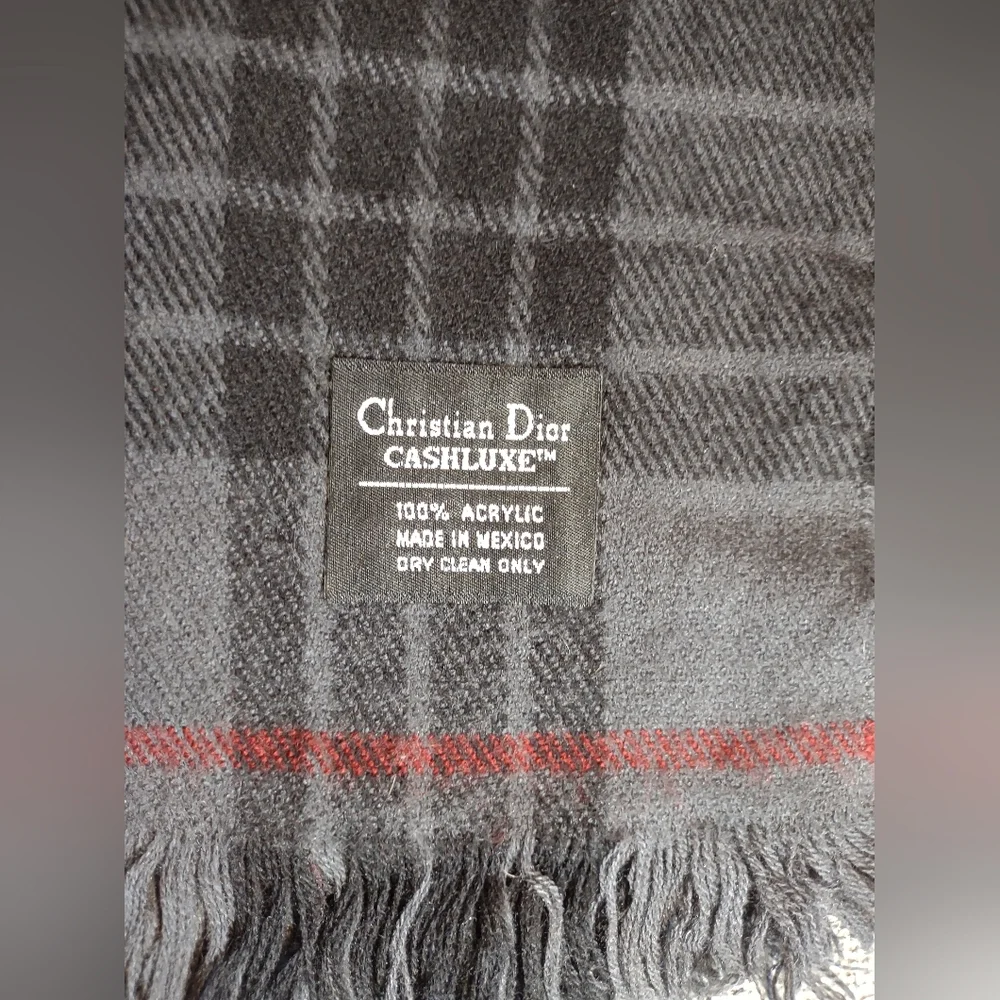 Firm Final price!*Acrylic Cashluxe Scarf
